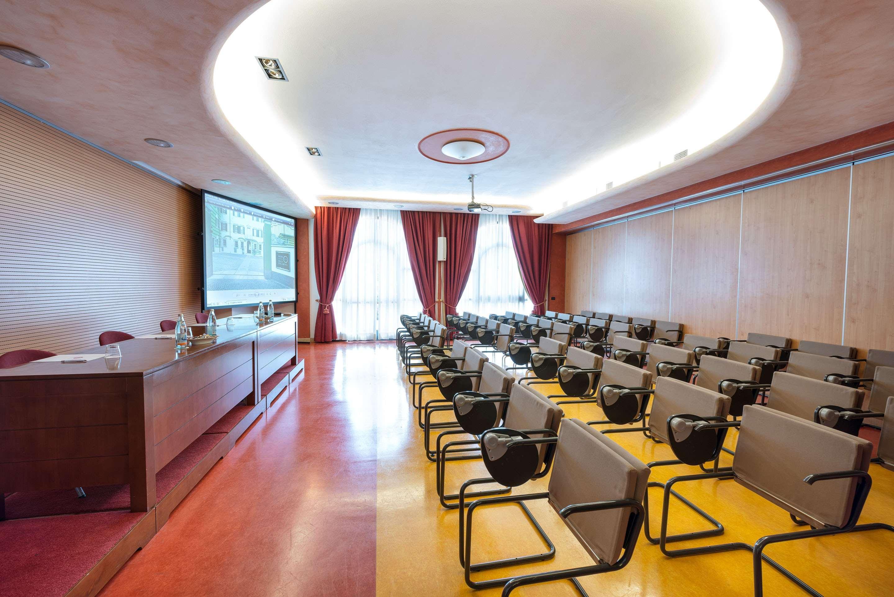 Hotel Villa Malaspina Castel d'Azzano Ngoại thất bức ảnh