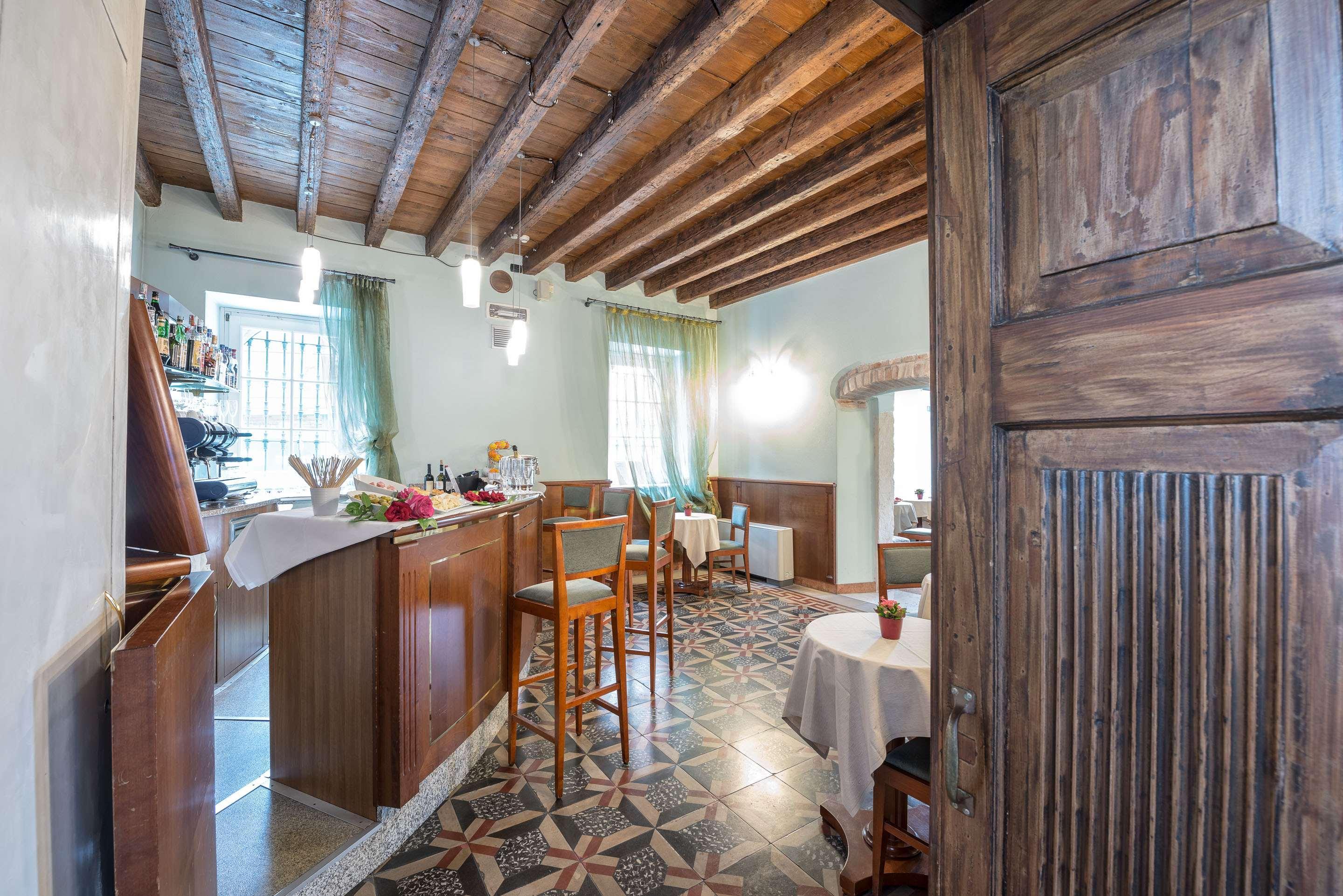 Hotel Villa Malaspina Castel d'Azzano Ngoại thất bức ảnh