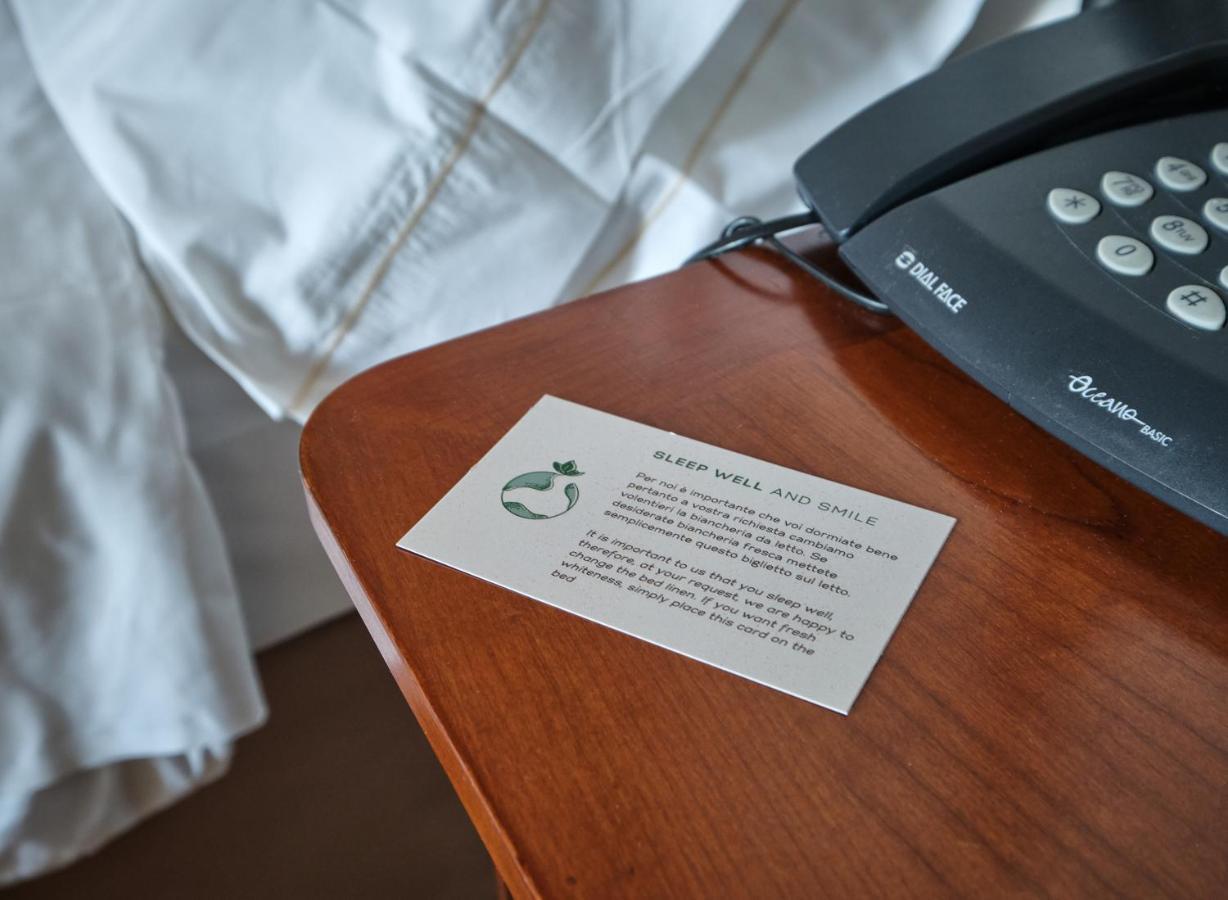 Hotel Villa Malaspina Castel d'Azzano Ngoại thất bức ảnh